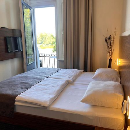 Hotel Excellent Любек Экстерьер фото
