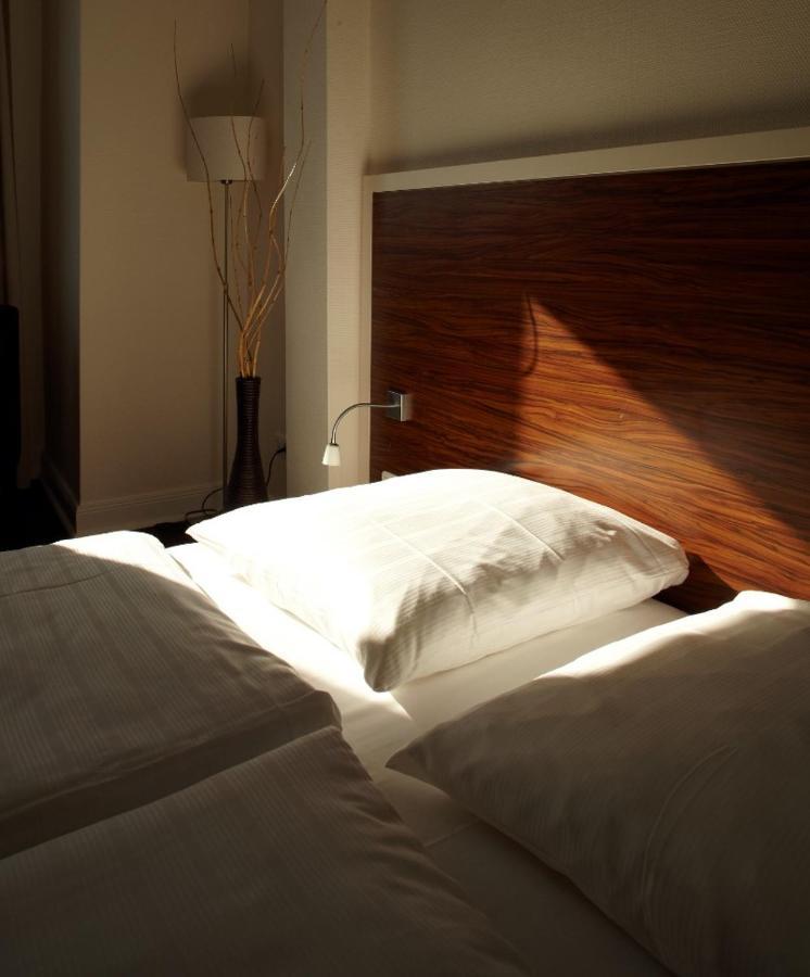 Hotel Excellent Любек Экстерьер фото